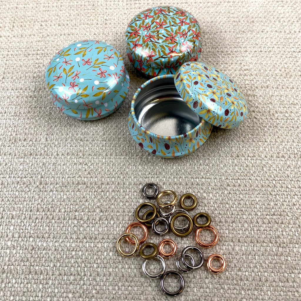 Stitch Markers in a Tin Floral Design