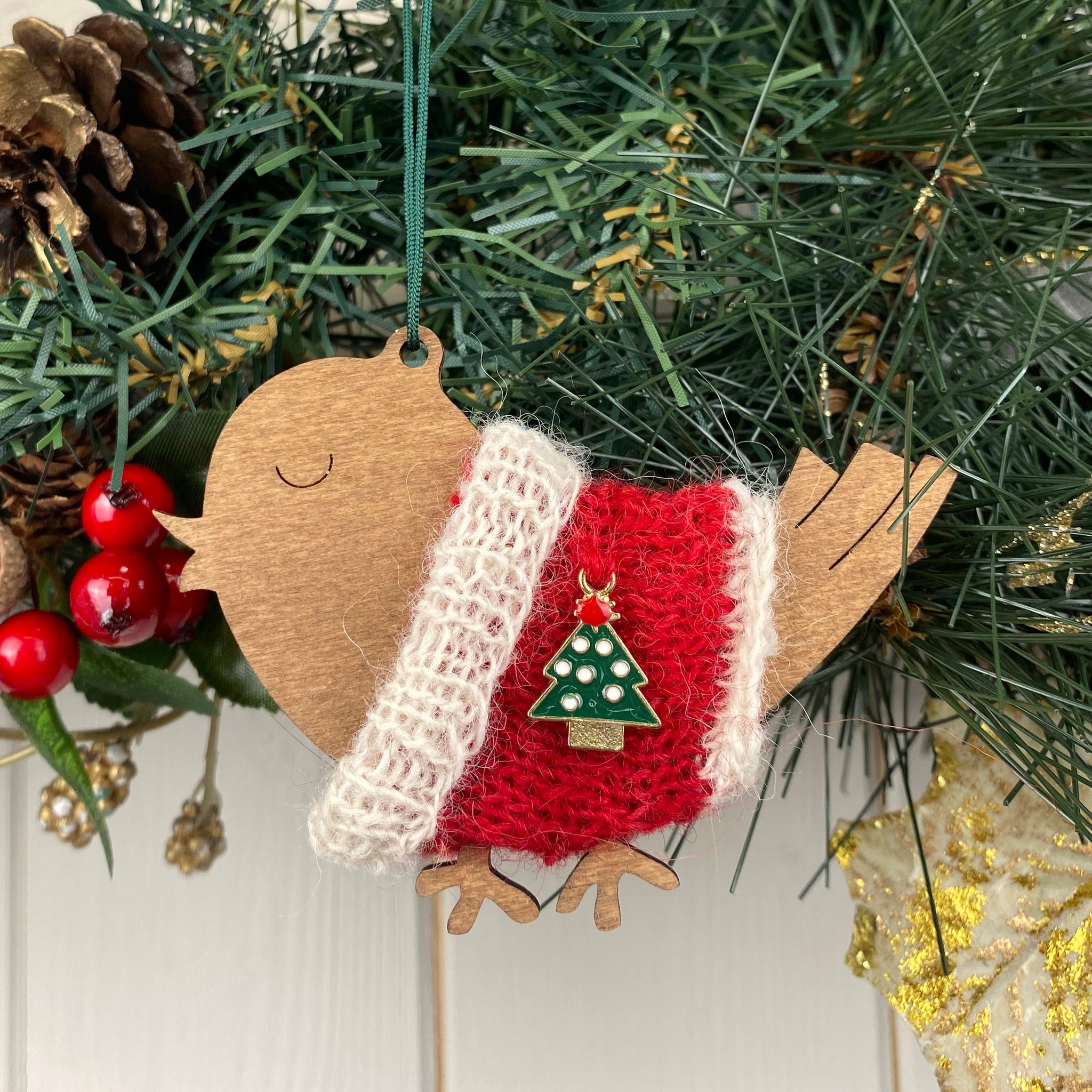 Christmas Robin Decoration Knitting Kit
