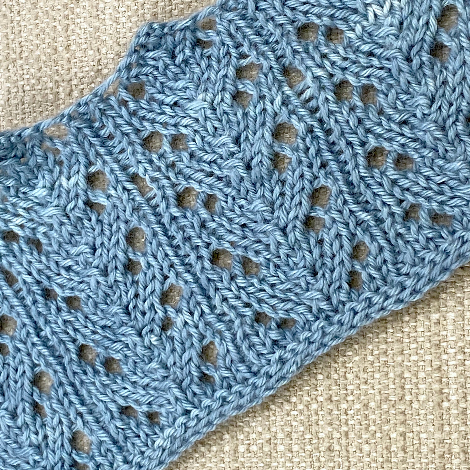Lace Design Cowl Knitting Kit