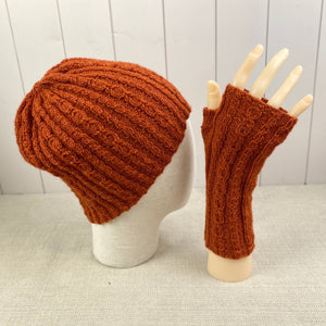 Cable Design Hat & Handwarmers Gift Bag