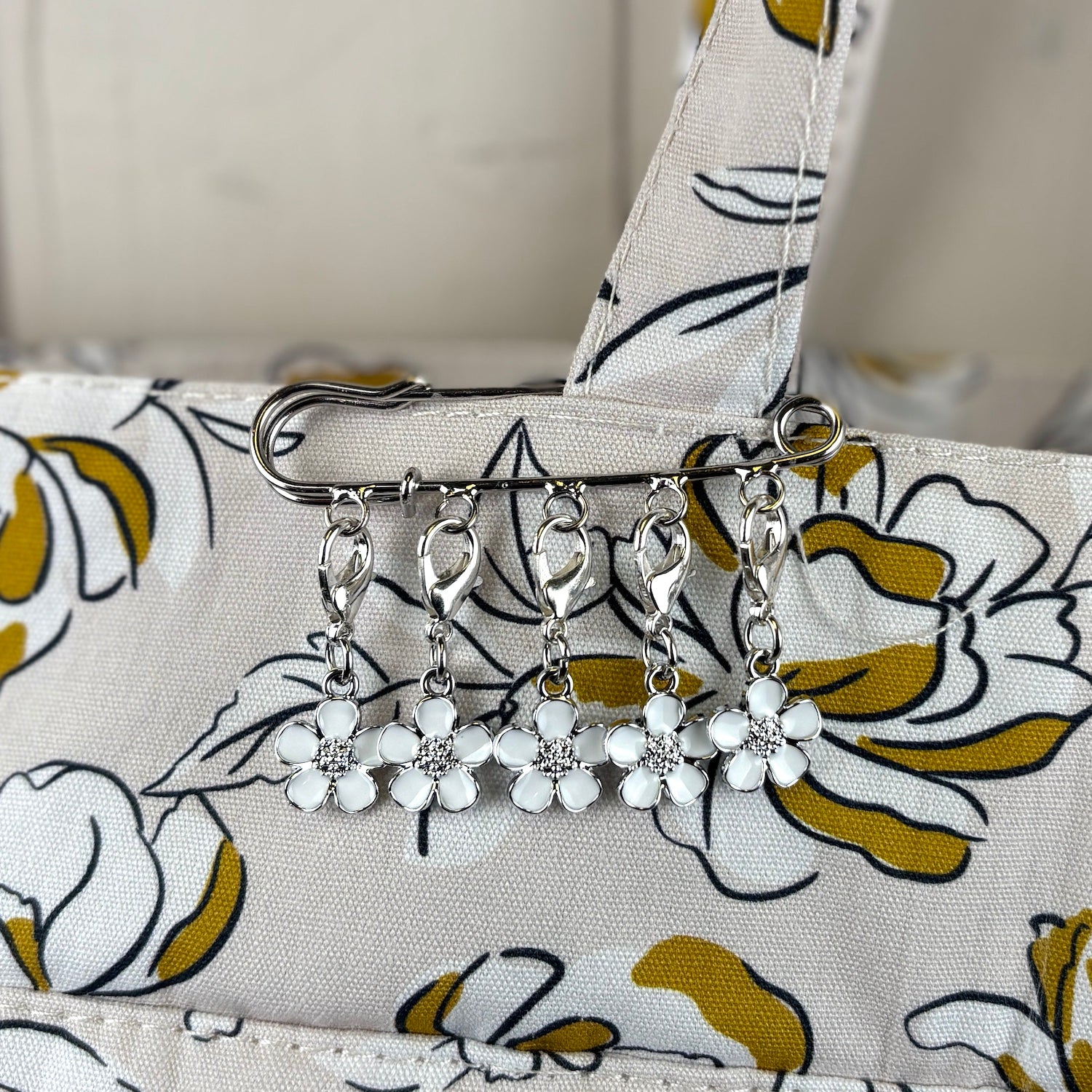 Floral Design Drawstring Tote Bag (with free set of Enamel Flower Stitch Markers)