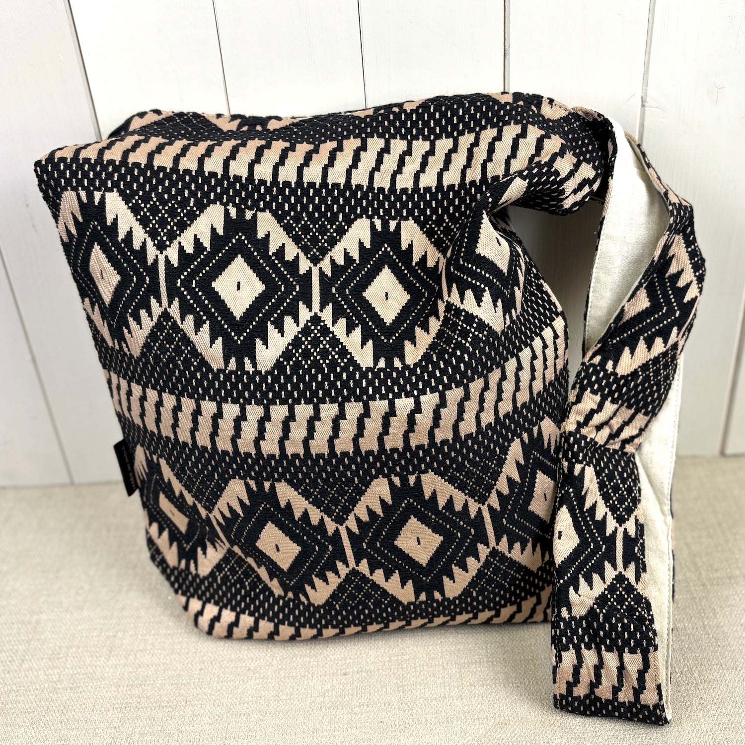 Jacquard Carryall Knitting Bag