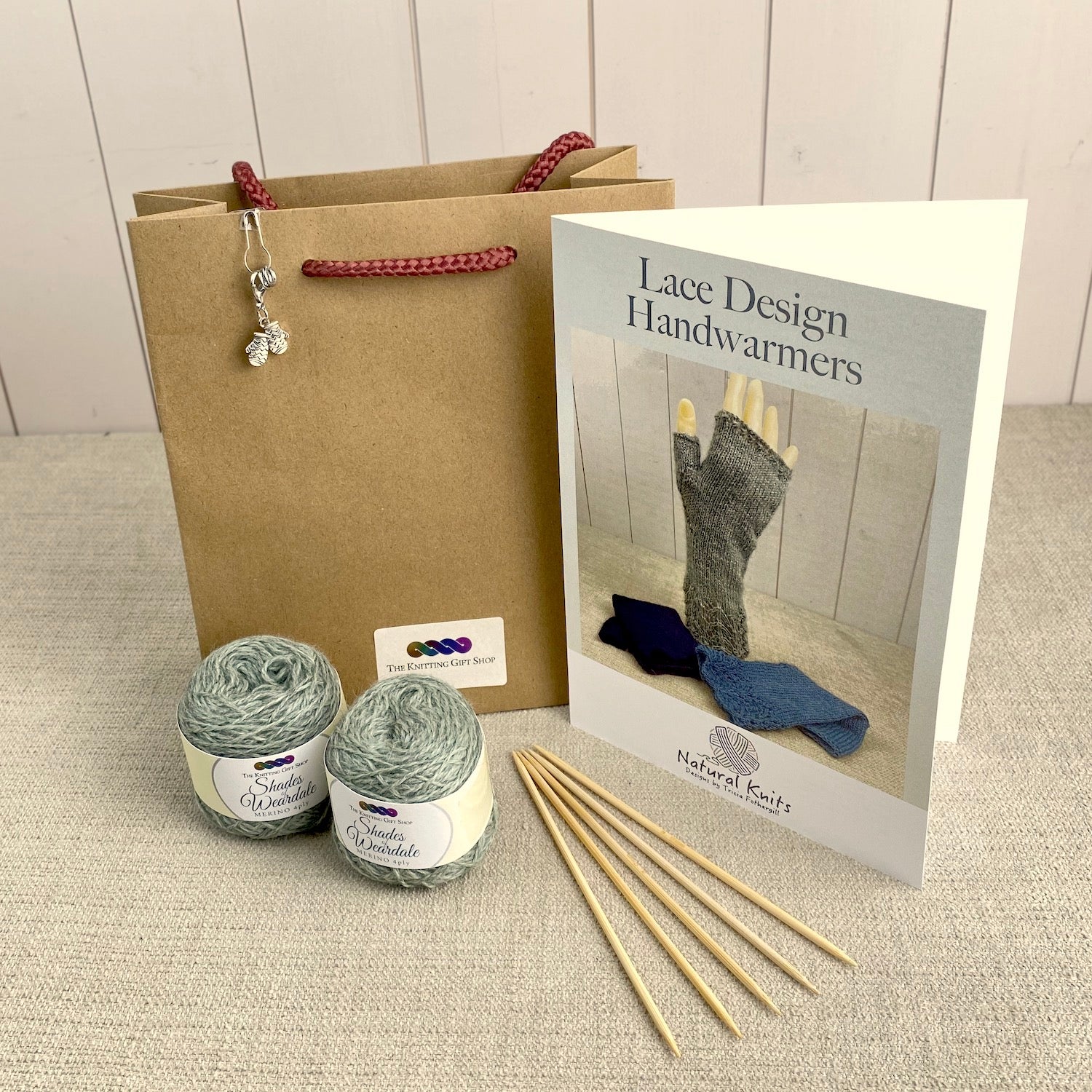 Lace Design Handwarmers Knitting Kit