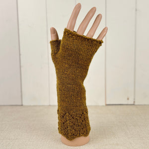 Lace Design Handwarmers Knitting Kit