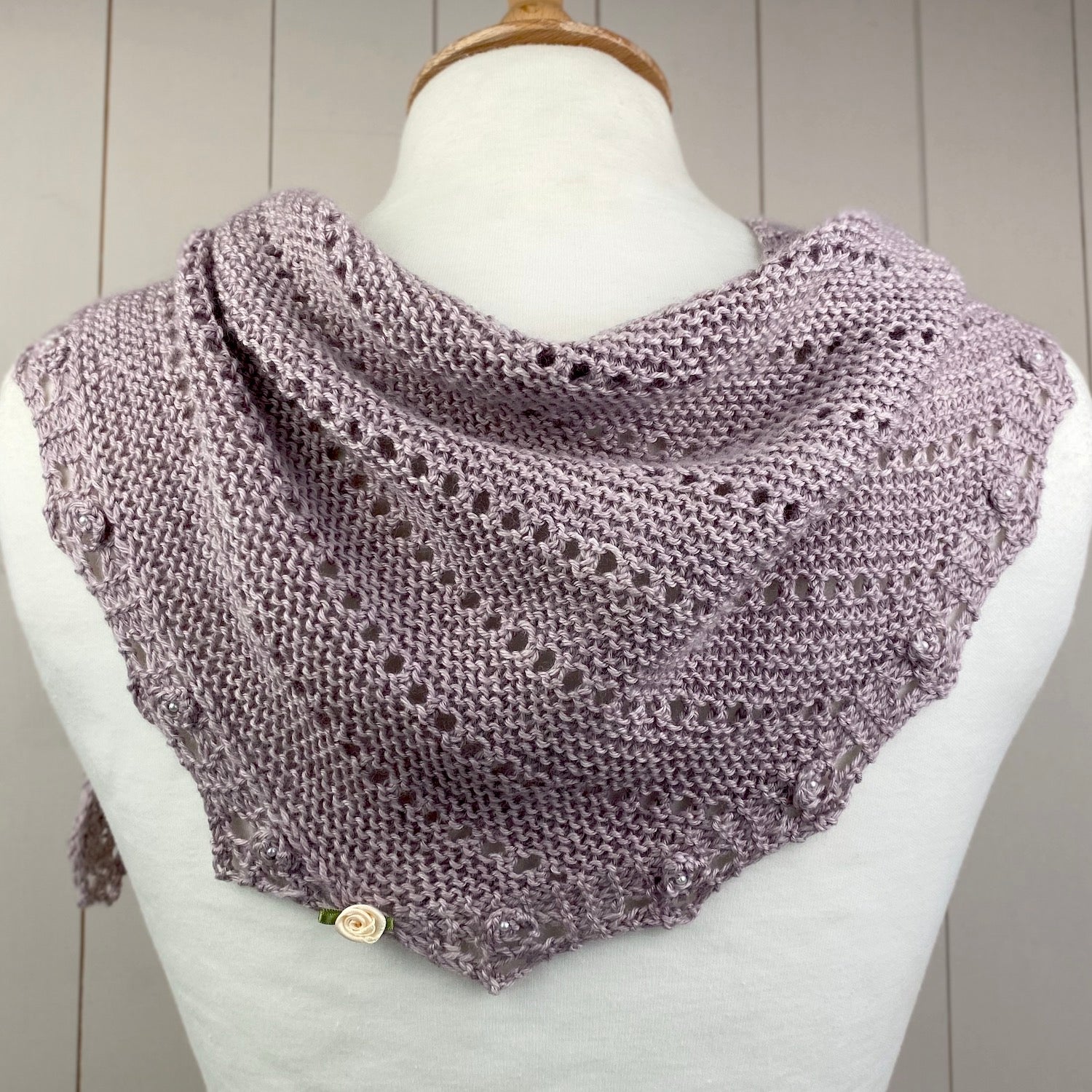 Rosebud Shawl Knitting Kit