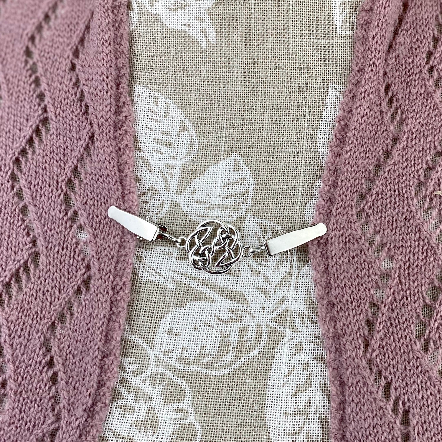 Metal Heart Shawl Pin