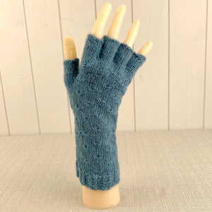 Half Finger Cable Gloves Knitting Kit