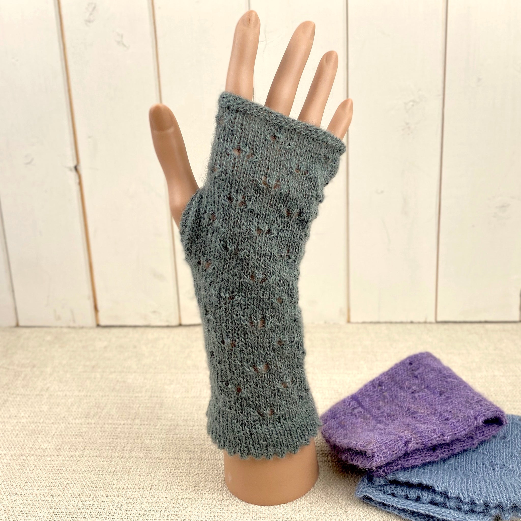 Picot Edge Lace Hand Warmers Knitting Kit